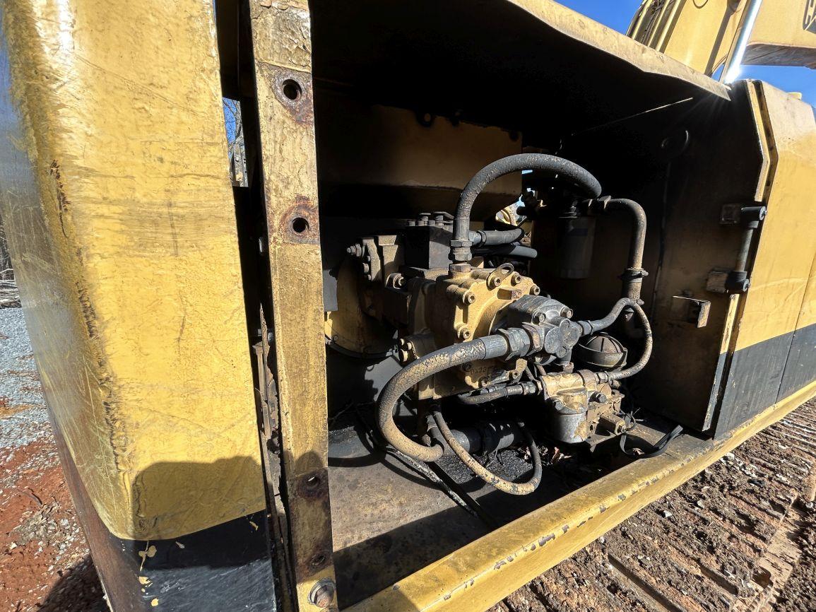 1989  CAT  E120B  Hydraulic Excavator