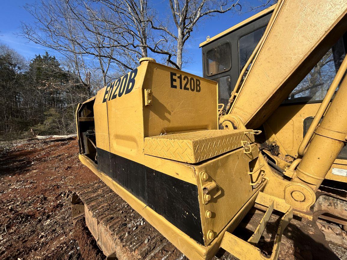 1989  CAT  E120B  Hydraulic Excavator