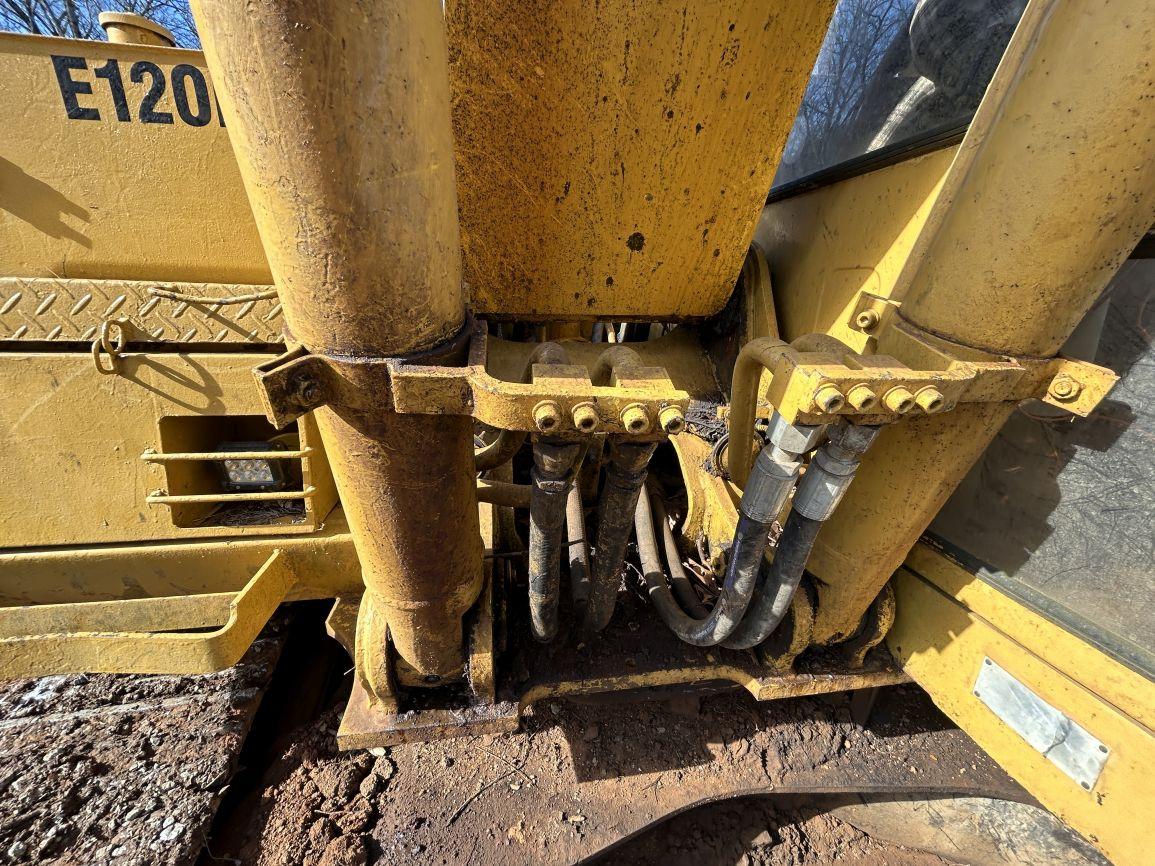 1989  CAT  E120B  Hydraulic Excavator