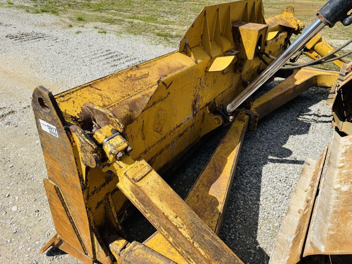 2012  CAT  D6T LGP  Crawler Tractor