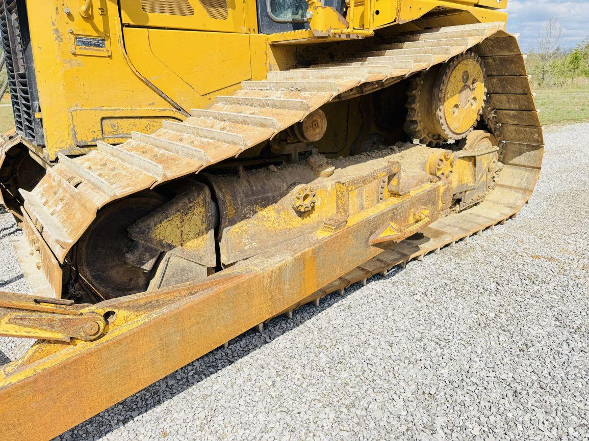 2012  CAT  D6T LGP  Crawler Tractor