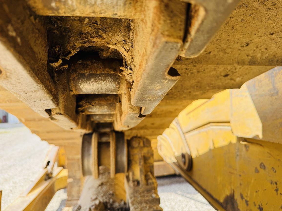 2012  CAT  D6T LGP  Crawler Tractor