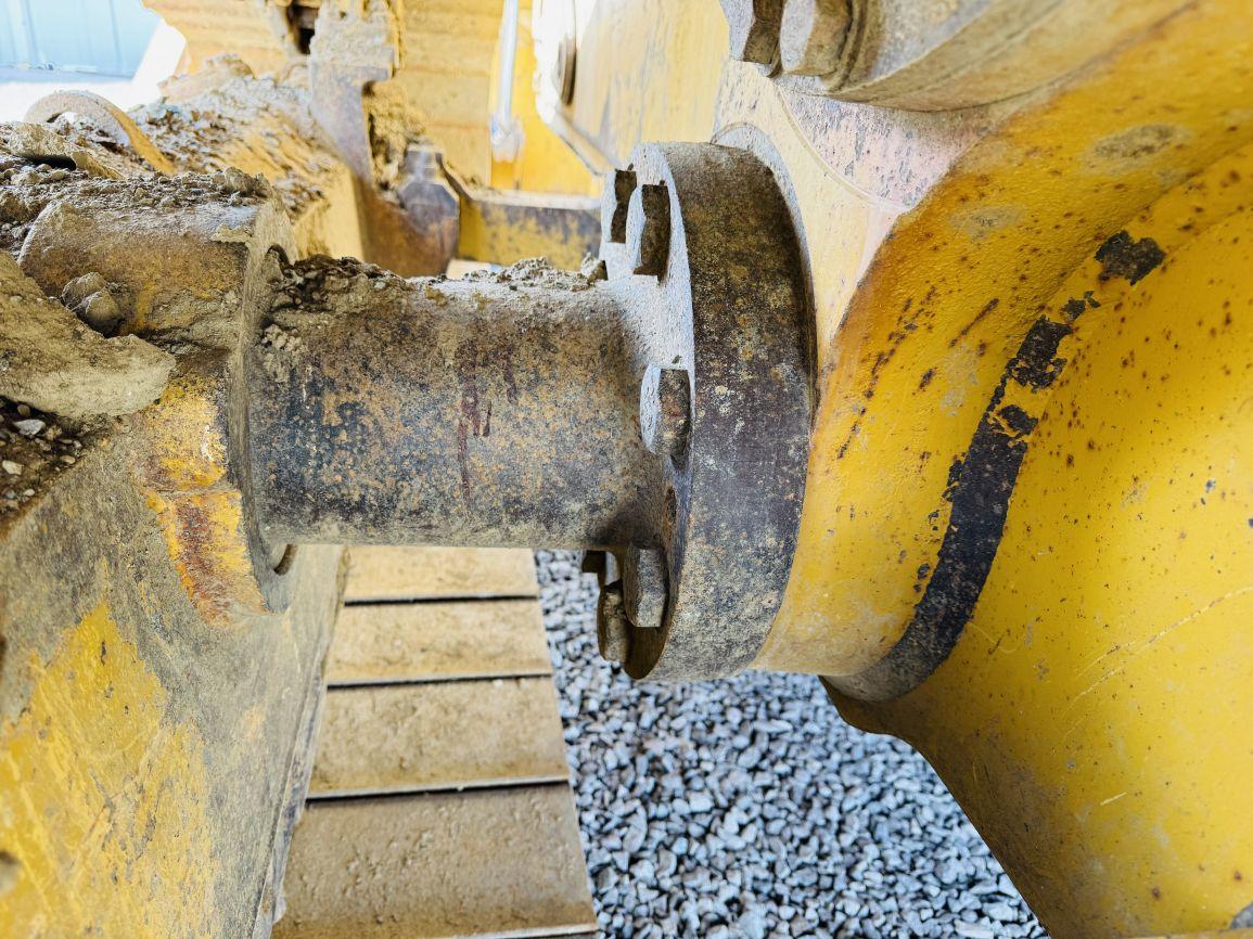 2012  CAT  D6T LGP  Crawler Tractor