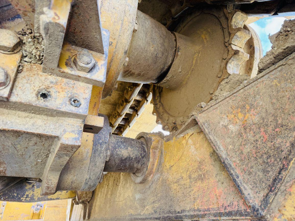 2012  CAT  D6T LGP  Crawler Tractor