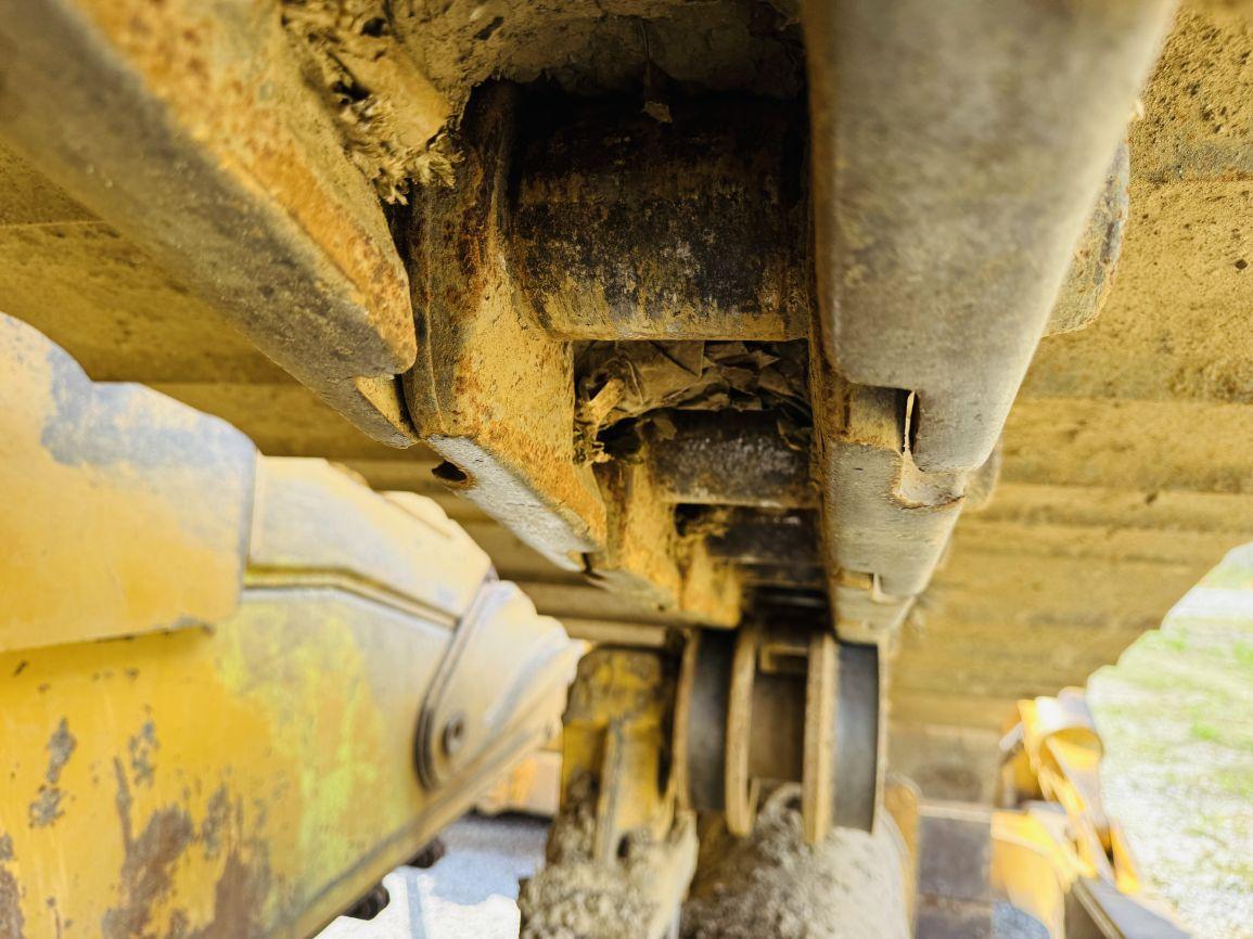 2012  CAT  D6T LGP  Crawler Tractor