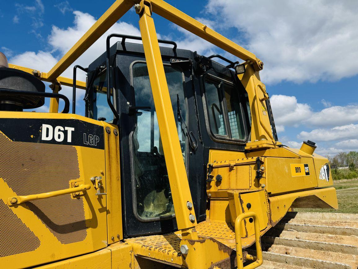 2012  CAT  D6T LGP  Crawler Tractor