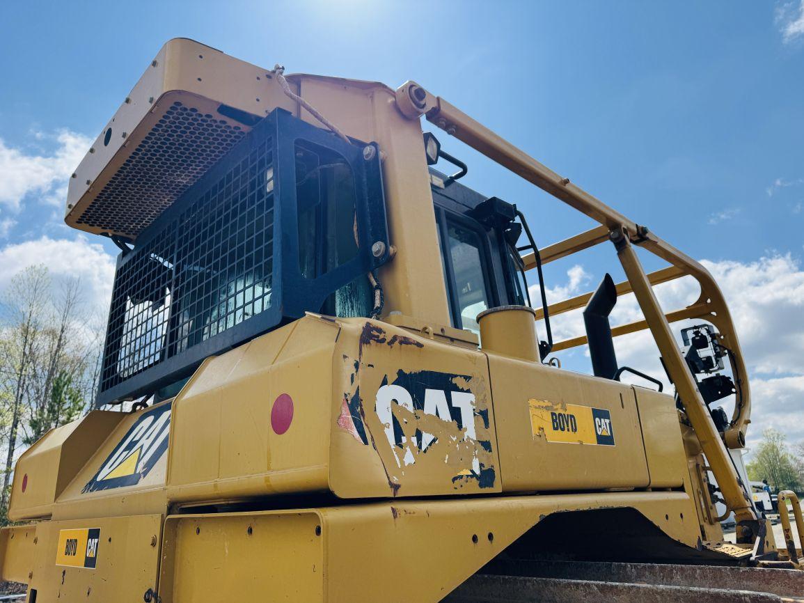 2012  CAT  D6T LGP  Crawler Tractor