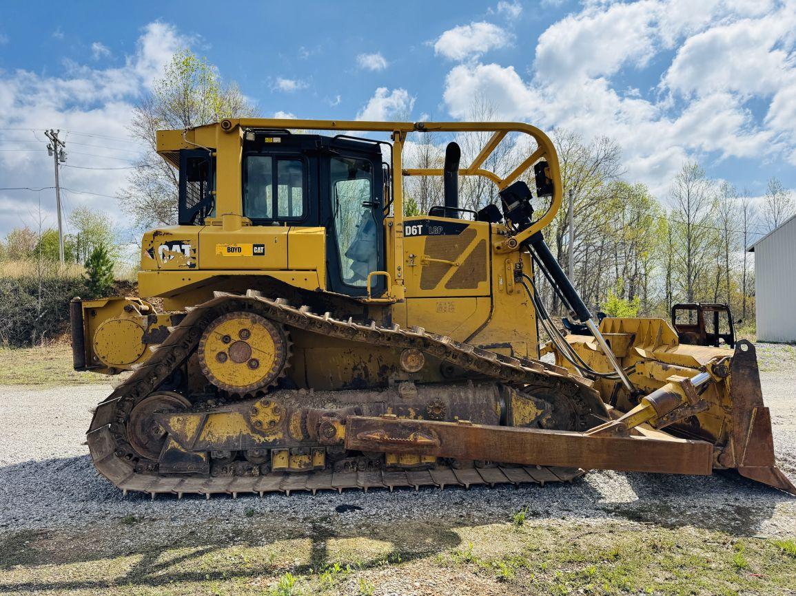 2012  CAT  D6T LGP  Crawler Tractor