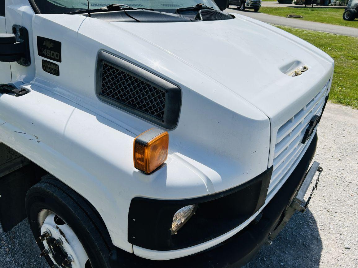 2003  Chevy  C4500  S/A  Cab & Chassis
