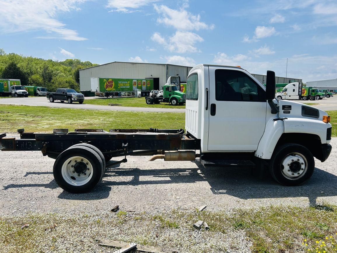 2003  Chevy  C4500  S/A  Cab & Chassis