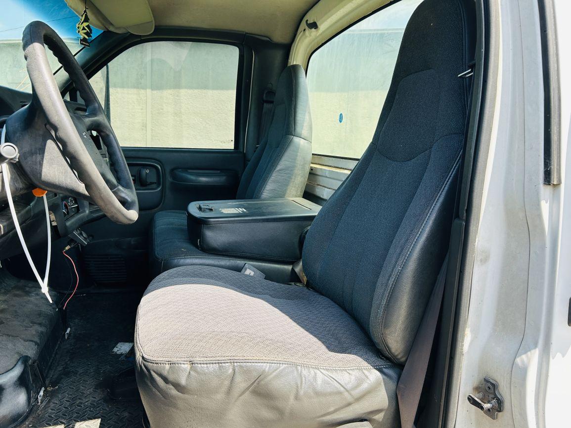 2003  Chevy  C4500  S/A  Cab & Chassis