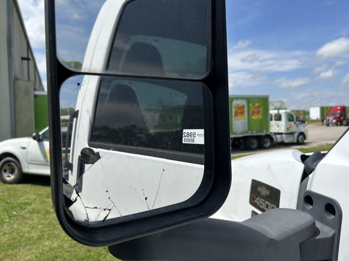 2003  Chevy  C4500  S/A  Cab & Chassis