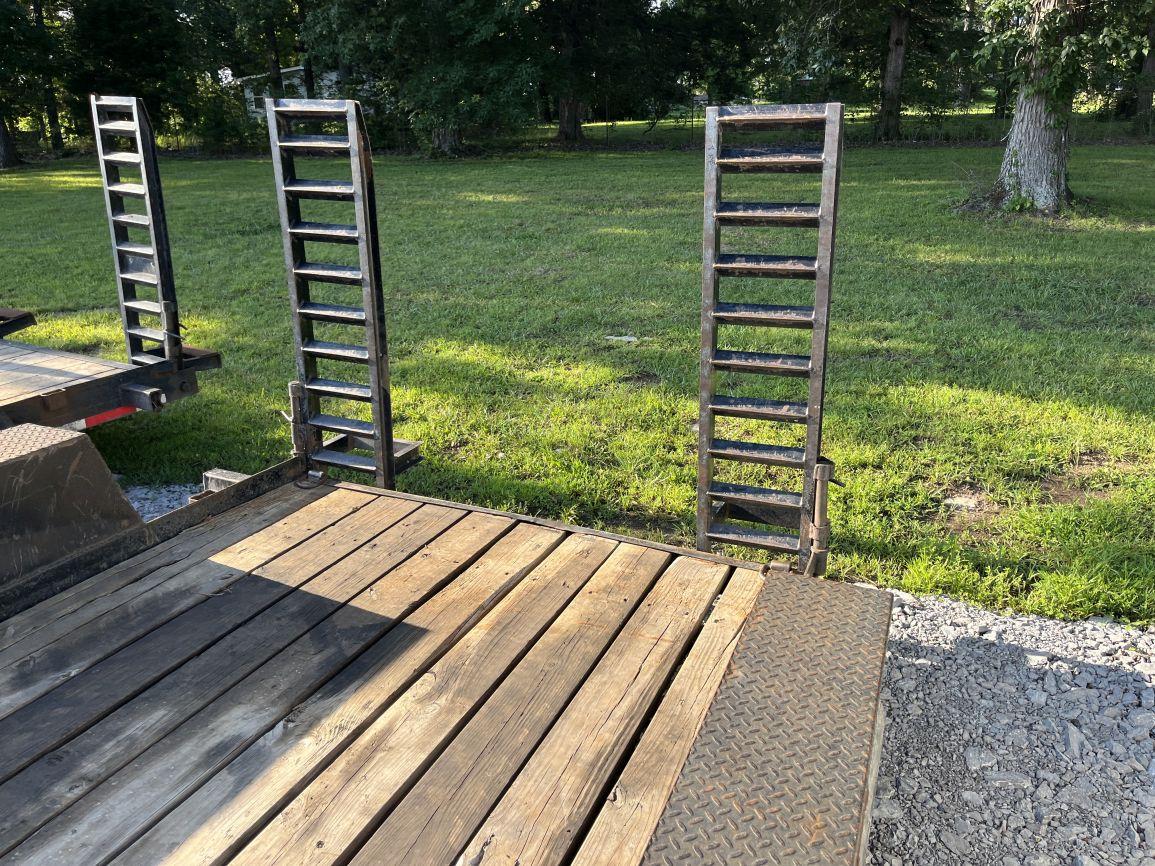 (OUT OF AUCTION) ATM  T/A  Equipment Trailer