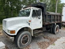 (INOP) 1993  INTERNATIONAL  4700  S/A  Dump Truck