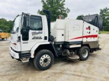 2007  STERLING  SC8000  Elgin Sweeper Company Sweeper Truck