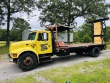 1999  INTERNATIONAL  4700 Traffic Attenuator  S/A  Flatbed Truck