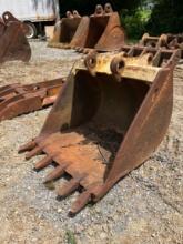 CAT 36" Backhoe Bucket