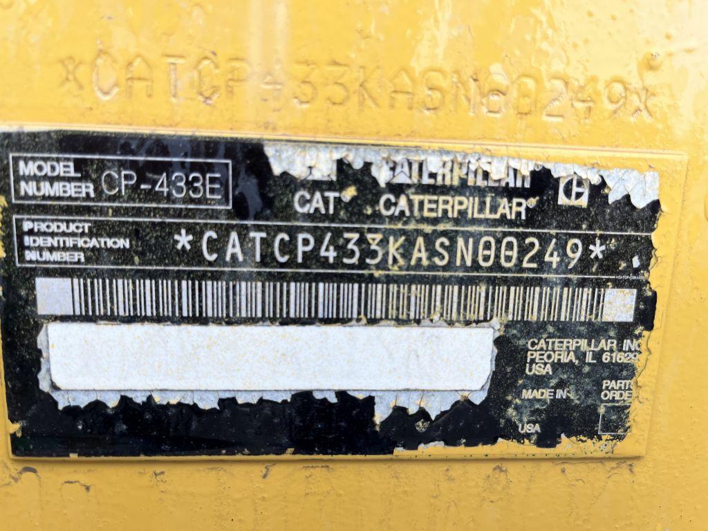 Caterpillar CP433E