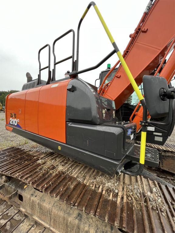 2019 Hitachi ZX210 LC