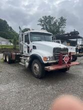 2006 Mack Granite Cab and Chassis