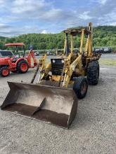 Case 580B Backhoe  