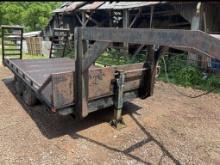 1983 Gooseneck Flatbed, Steel Deck, Ramps, Tandeml