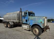 1985 international tank truck