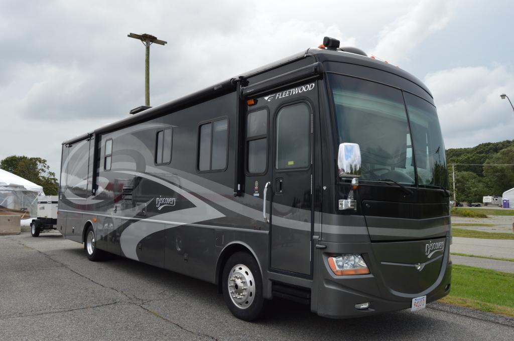 2007 Fleetwood Discovery RV