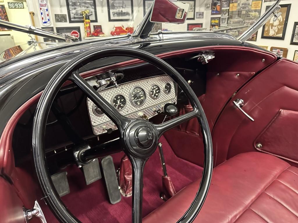 1932 Auburn 8-98A Boattail Speedster