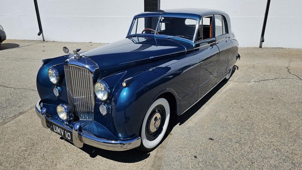 1949 Bentley Mark VI Super Sports Saloon