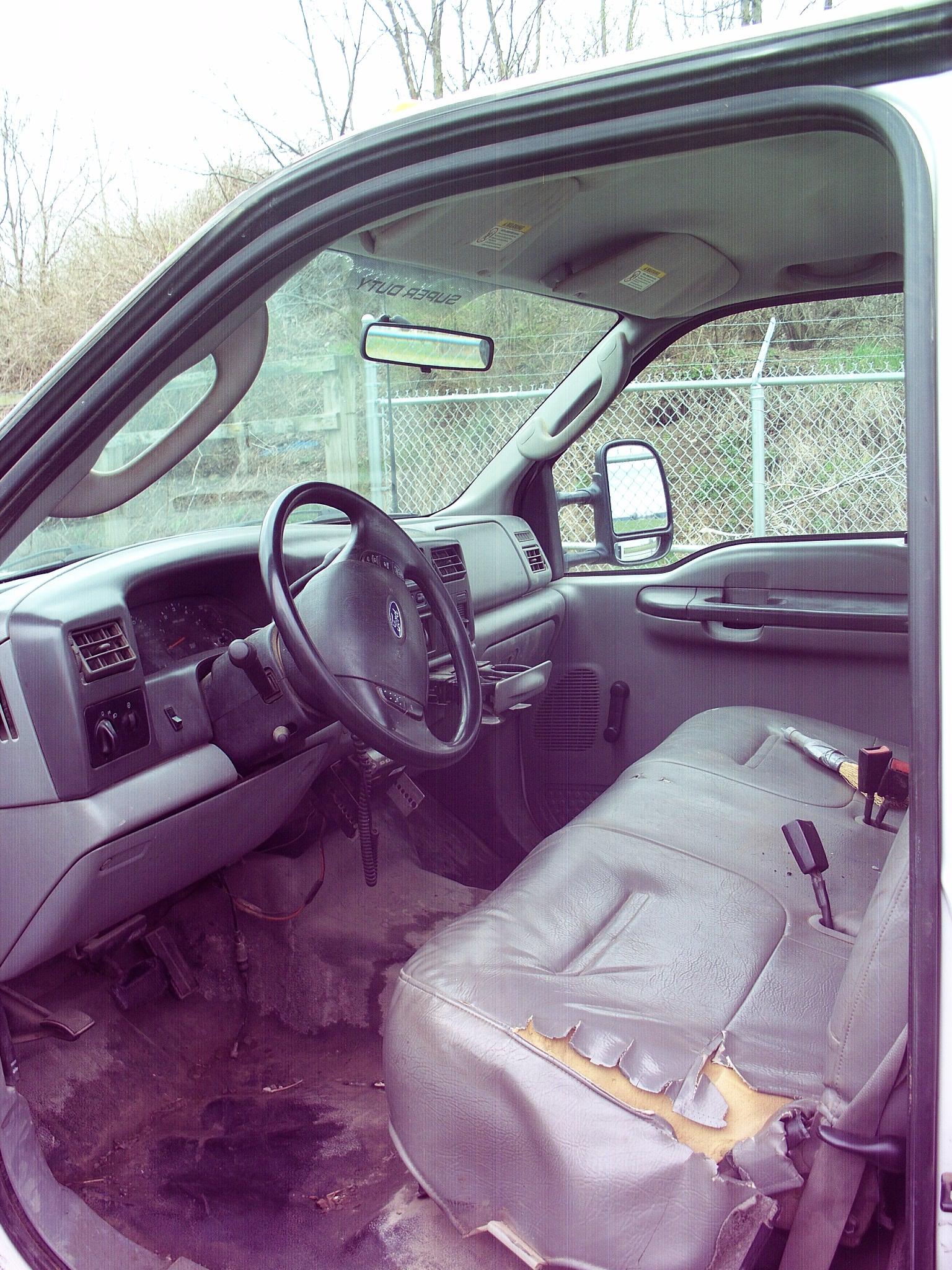 2003 Ford F-350XL pickup truck