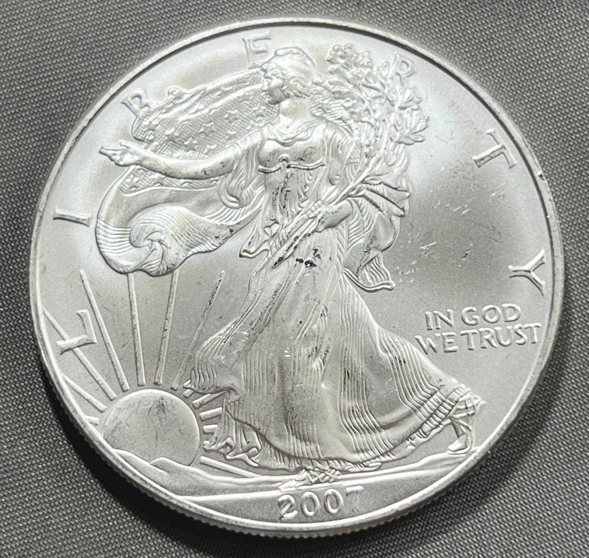 2007 US Silver Eagle Dollar Coin, .999 Fine Silver