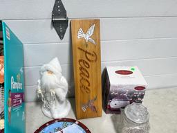 Asst. Christmas decor