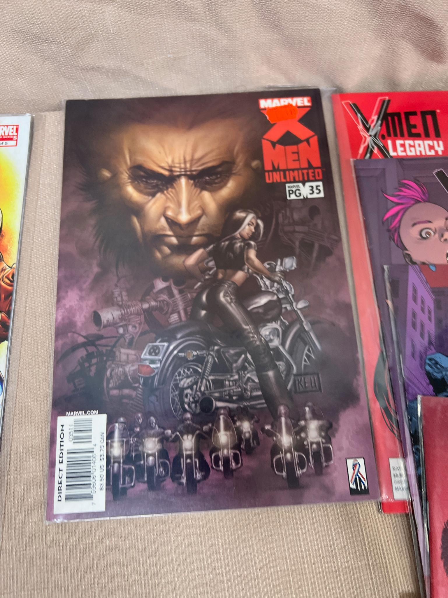 25+ X-Men Related Comics Books