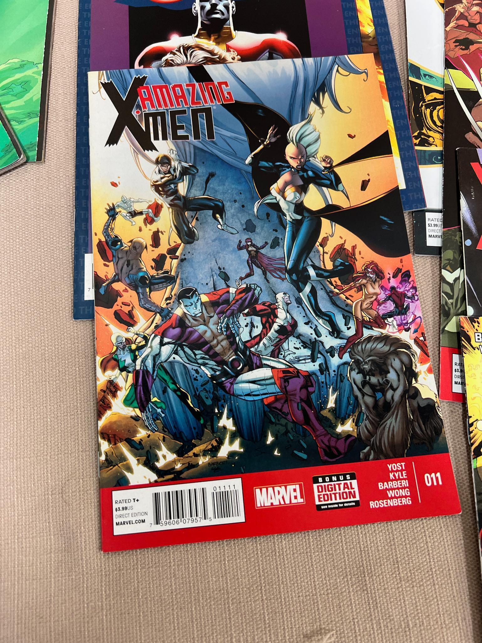 25+ X-Men Related Comics Books