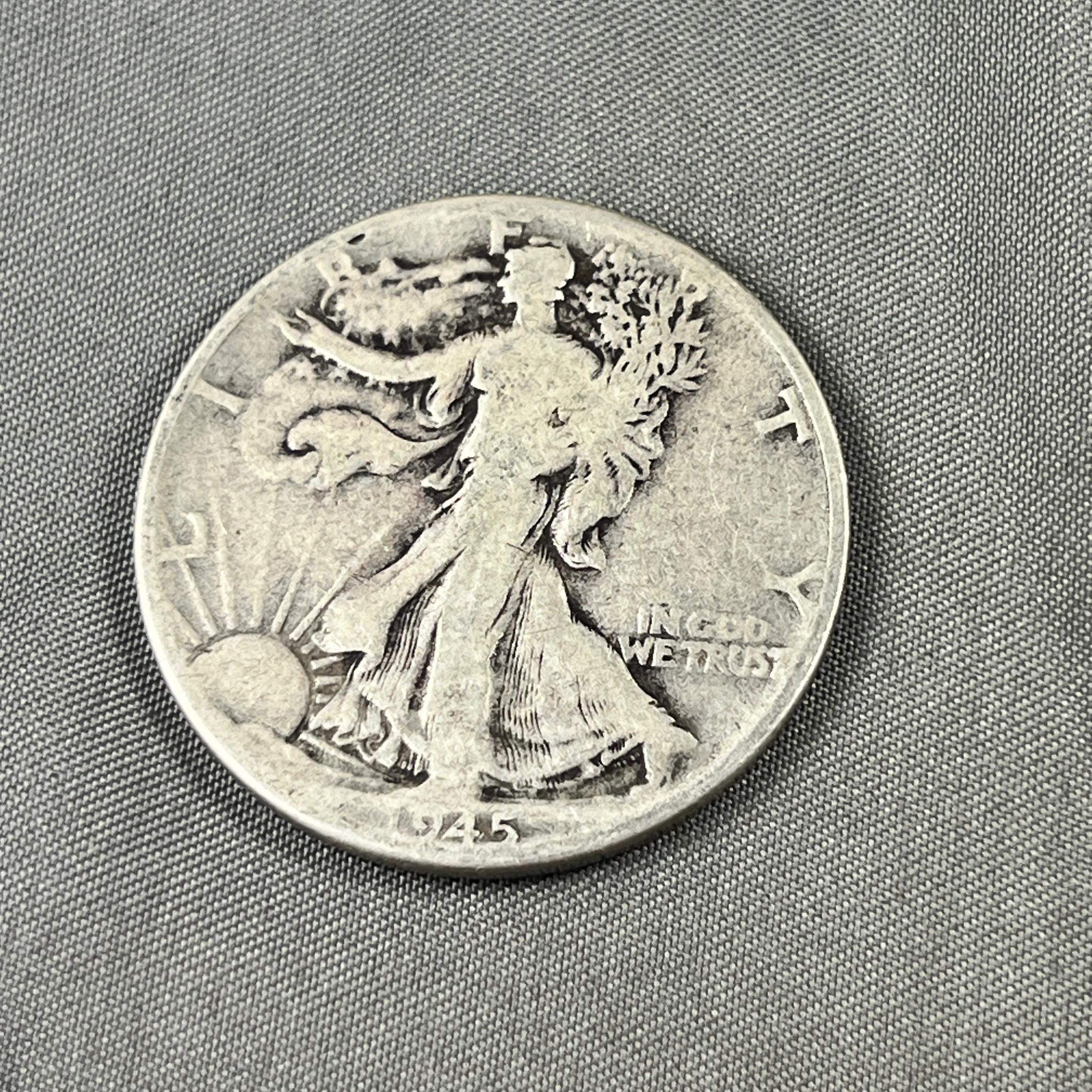 1945 US Walking Liberty Half Dollar, 90% Silver