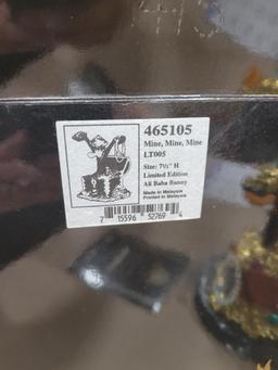 GOEBEL LOONEY TUNES DAFFY DUCK 1997 MINE,MINE,MINE