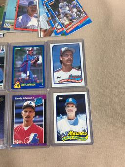 Randy Johnson 25 card lot w/ 5 RCs