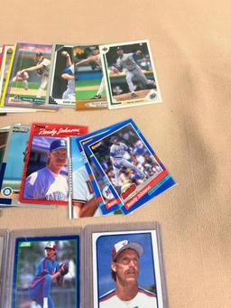 Randy Johnson 25 card lot w/ 5 RCs