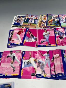 1990's lot w/ Derek Jeter Rookie Card, some US silver Signatures and more