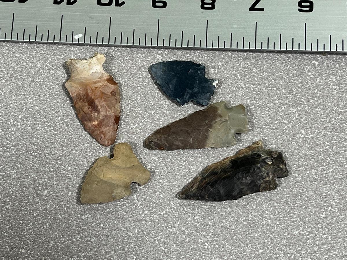 Arrowheads lot of 5 colorful Ohio points