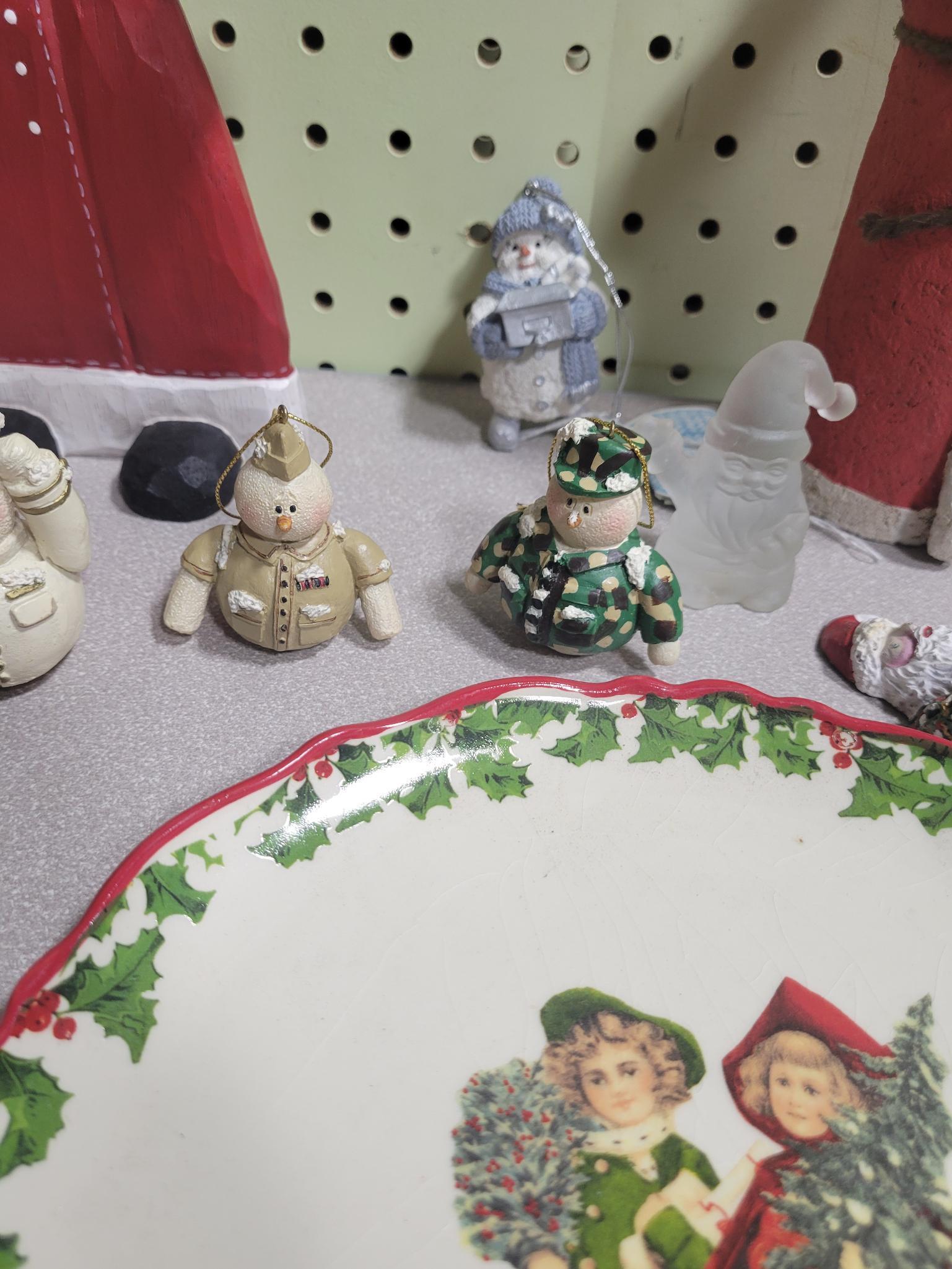 2 Longaberger baskets, 4 plates, 4 snowman ornaments and more