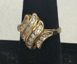 10K stamped gold ring, size 7, weighs approx 4.55 grams