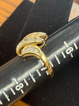 10K stamped gold ring, size 7, weighs approx 4.55 grams