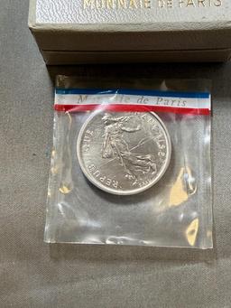 1971 FRANCE 5 FRANCS COIN in cello with case
