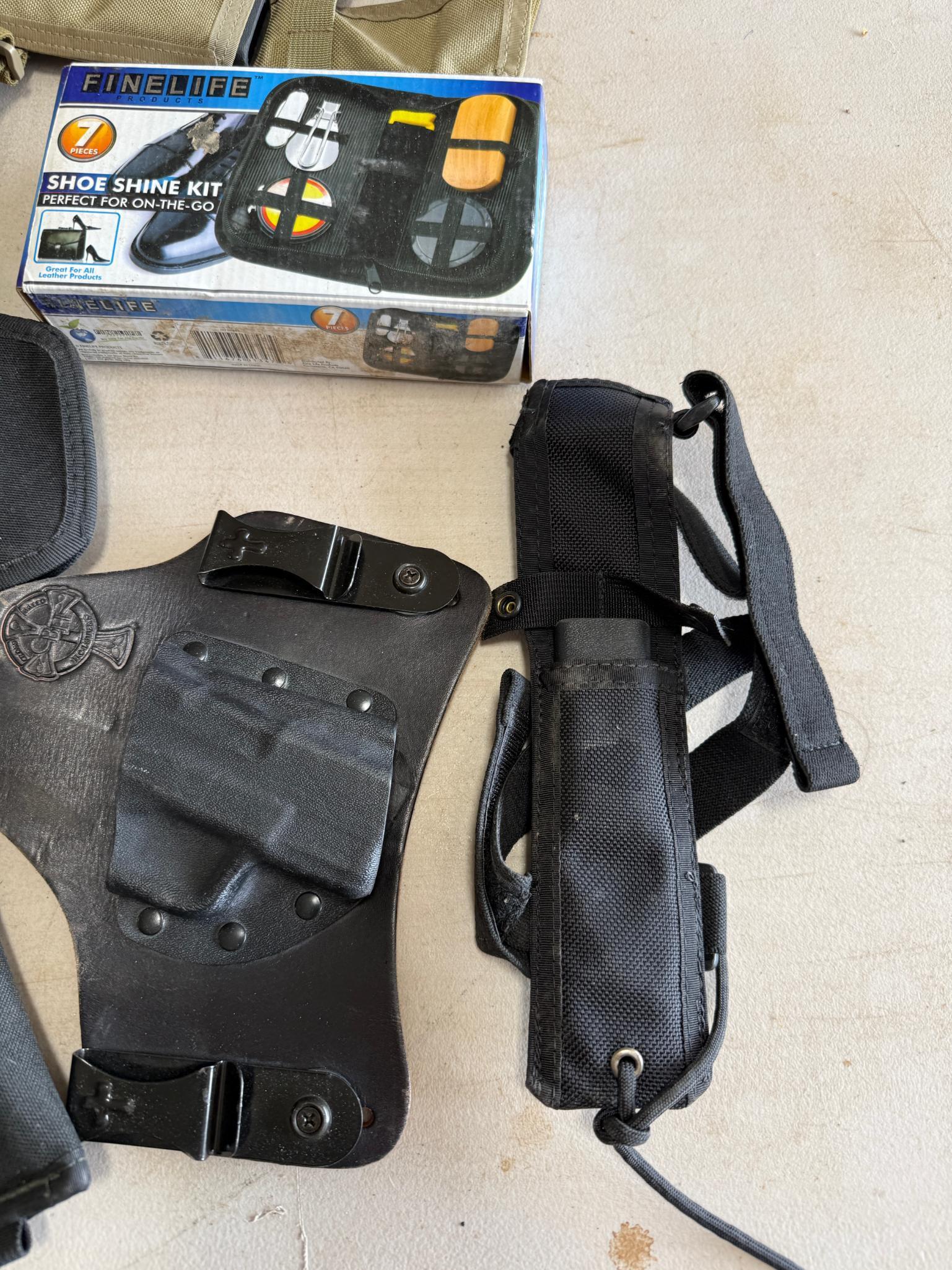 Asst Knife sheaths and holsters