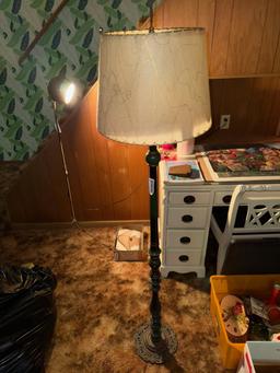 Floor lamp 60" tall, one pull chain does not work and permanently on