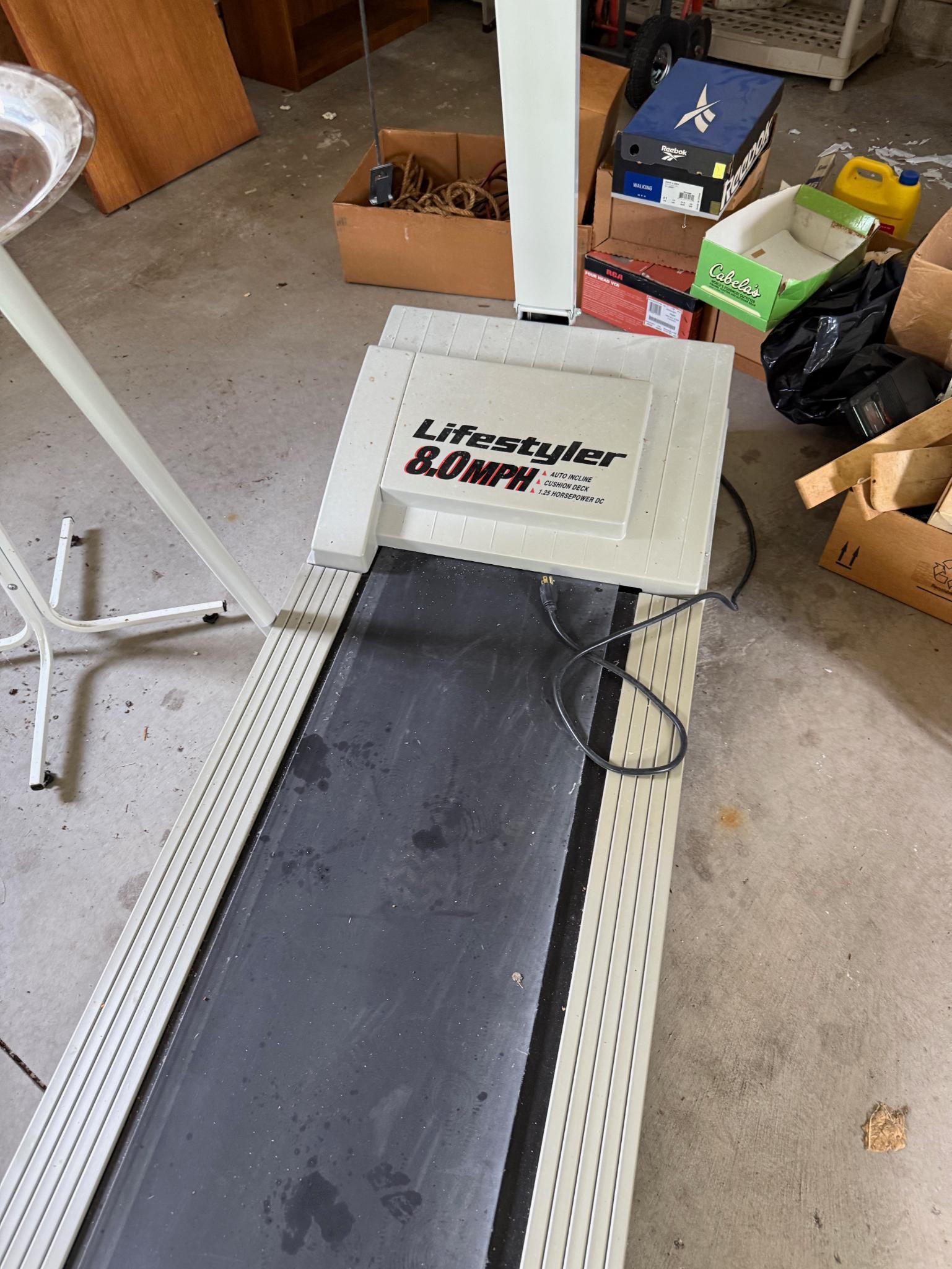 Lifestyler 8.0 MPH Treadmill