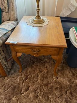Pair of End tables, 22" x 27" top, 22" tall