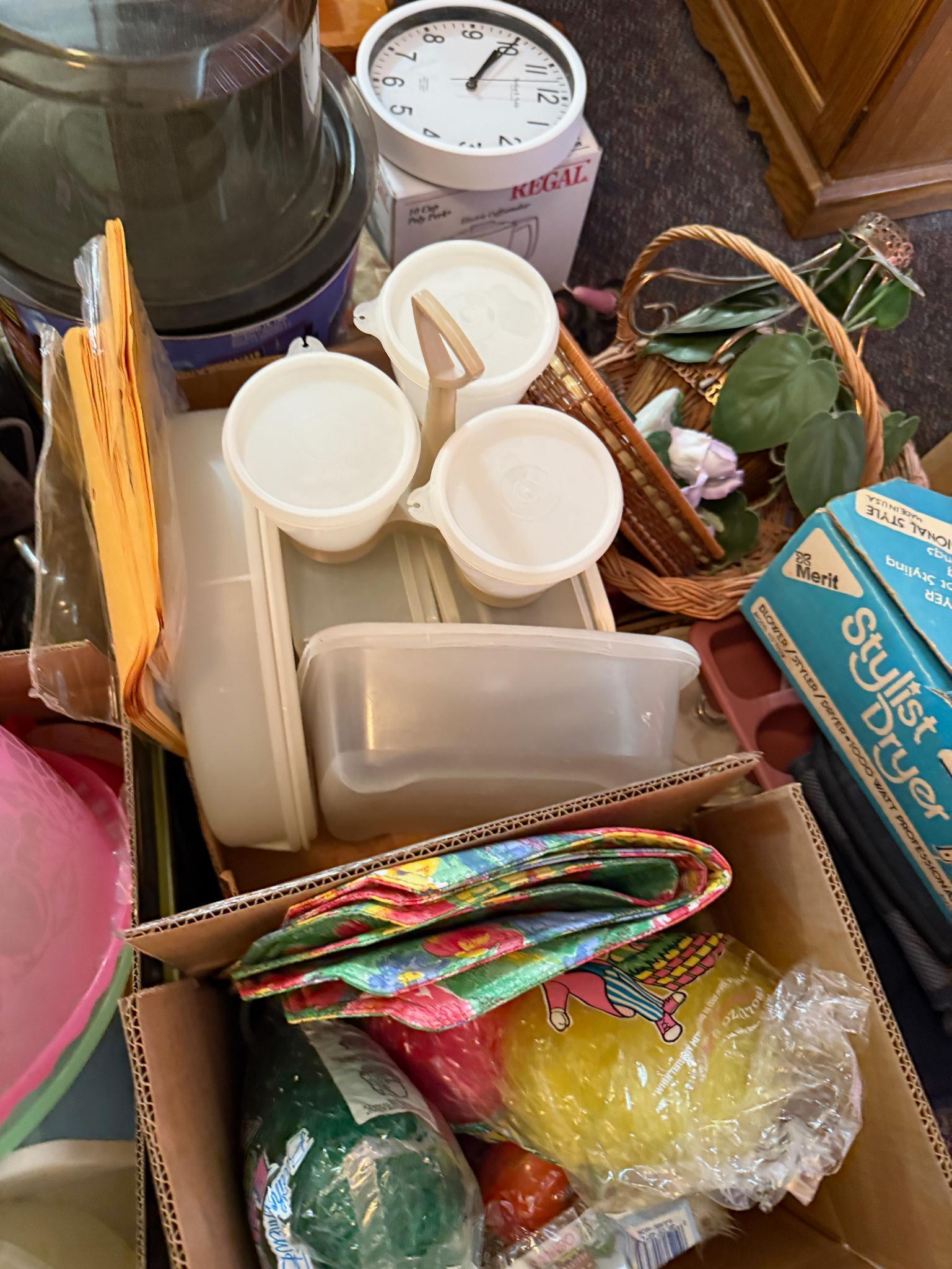Assorted House wares, Kitchen wares holiday, some Tupperware - large lot